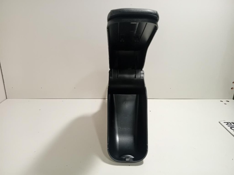 Bracciolo Console Centrale 877002945R Dacia Duster I 2014