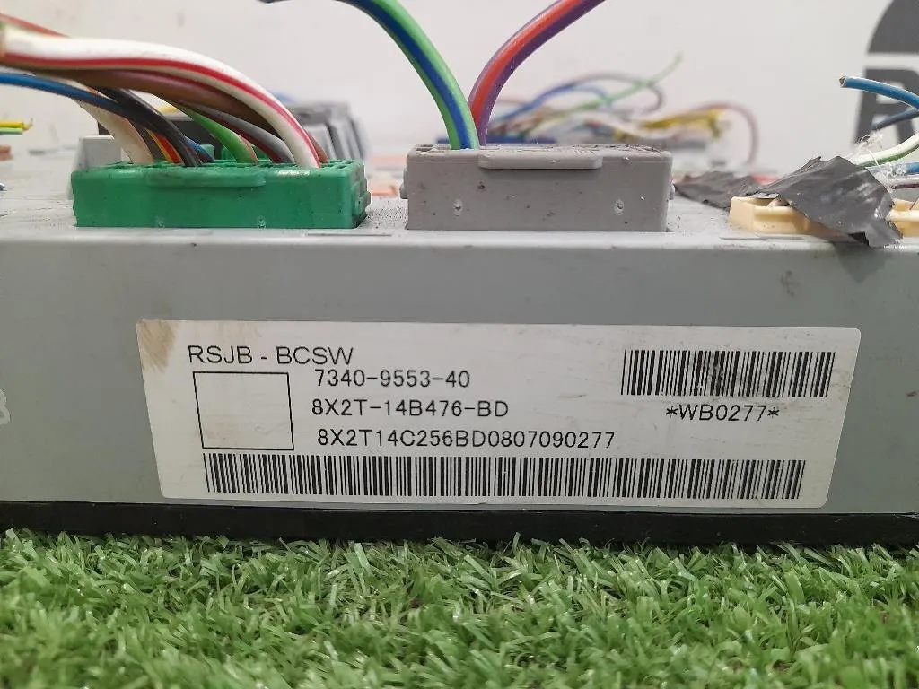 Centralina Scatola Fusibili 7340955340 8X2T14B476BD Jaguar XF I 2008