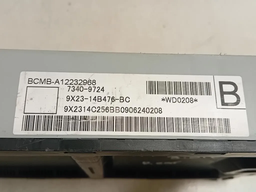 Centralina Scatola Fusibili 8X23-14B476-BC Jaguar XF I 2011