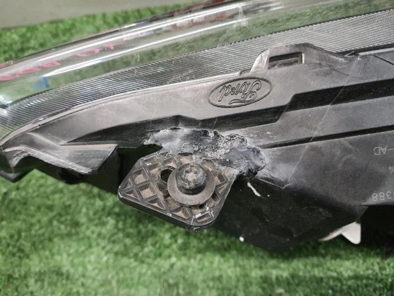 Proiettore ANT DX C1BB13W029AD Ford Fiesta VI 2012