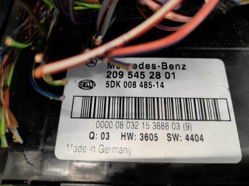 Centralina Scatola Fusibili 2095452801 Mercedes Classe CLK C209 2003