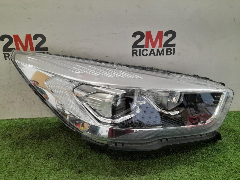 Proiettore ANT DX GV4113D154BH Ford KUGA II 2016