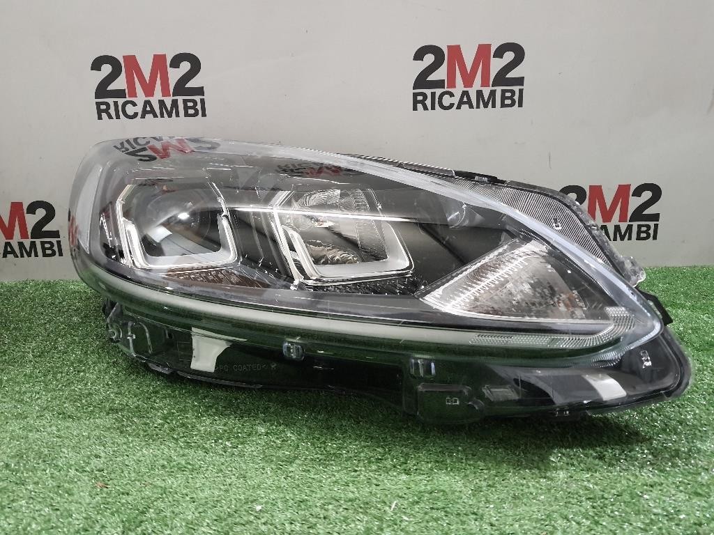 Proiettore ANT DX LV4B13W029AF Ford KUGA III 2020