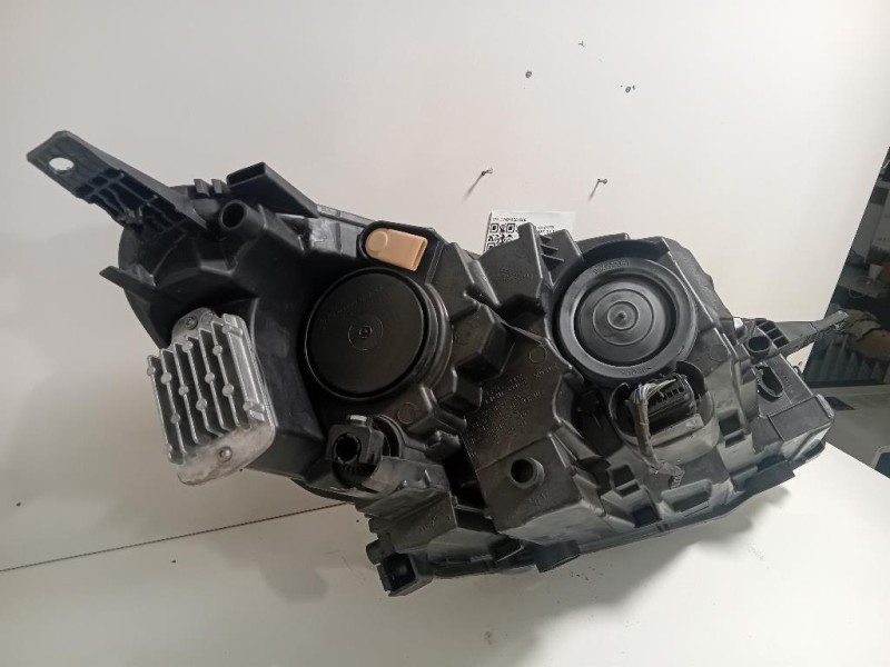 Proiettore ANT DX LV4B13E015CE Ford KUGA III 2020