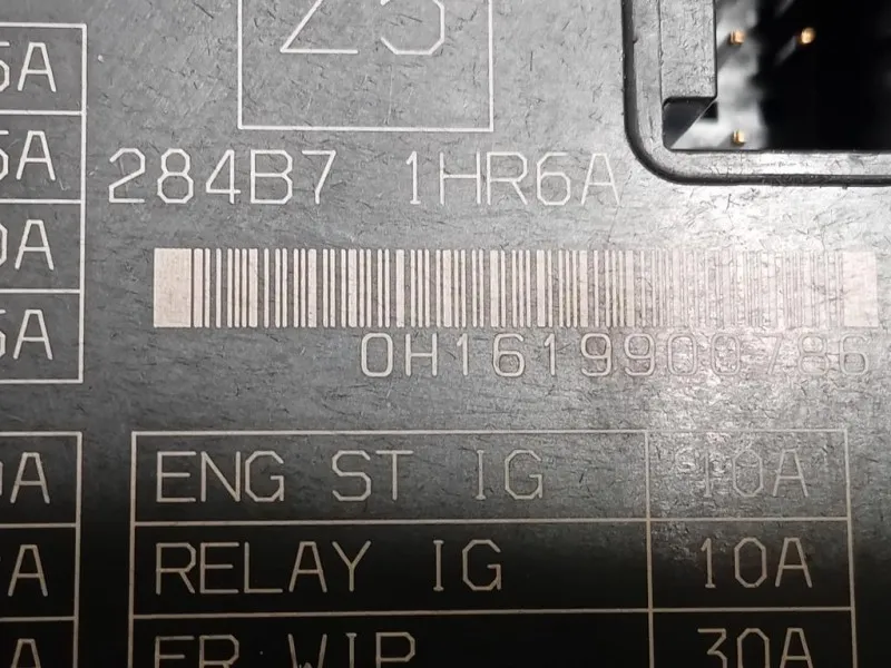 Centralina Scatola Fusibili 284B7 1HR6A Nissan Micra IV 2013