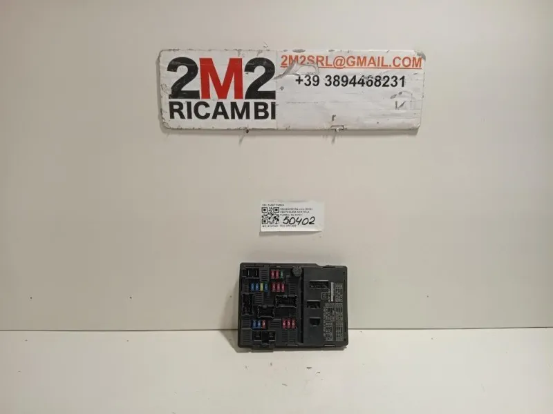 Centralina Scatola Fusibili 284B7 1HR6A Nissan Micra IV 2013