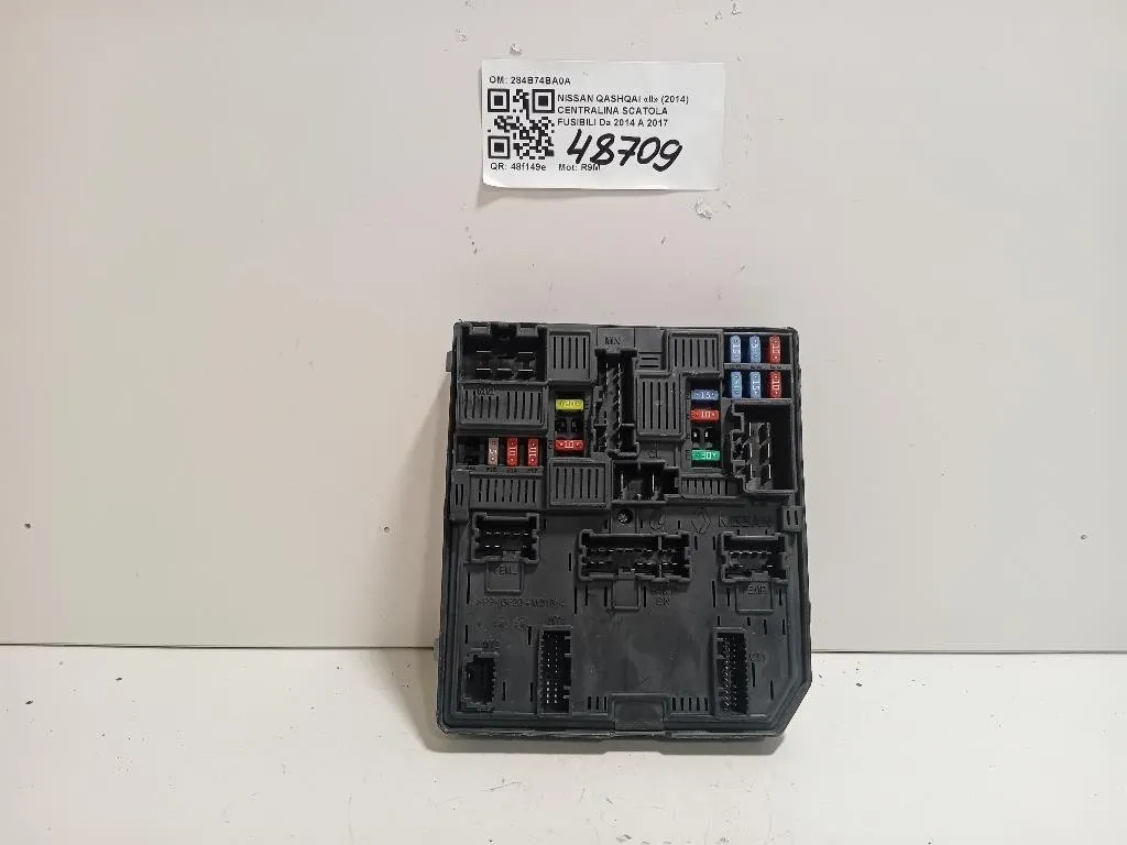 Centralina Scatola Fusibili 284B74BA0A Nissan Qashqai II 2014