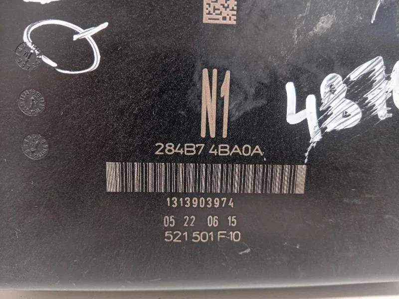 Centralina Scatola Fusibili 284B74BA0A Nissan Qashqai II 2014