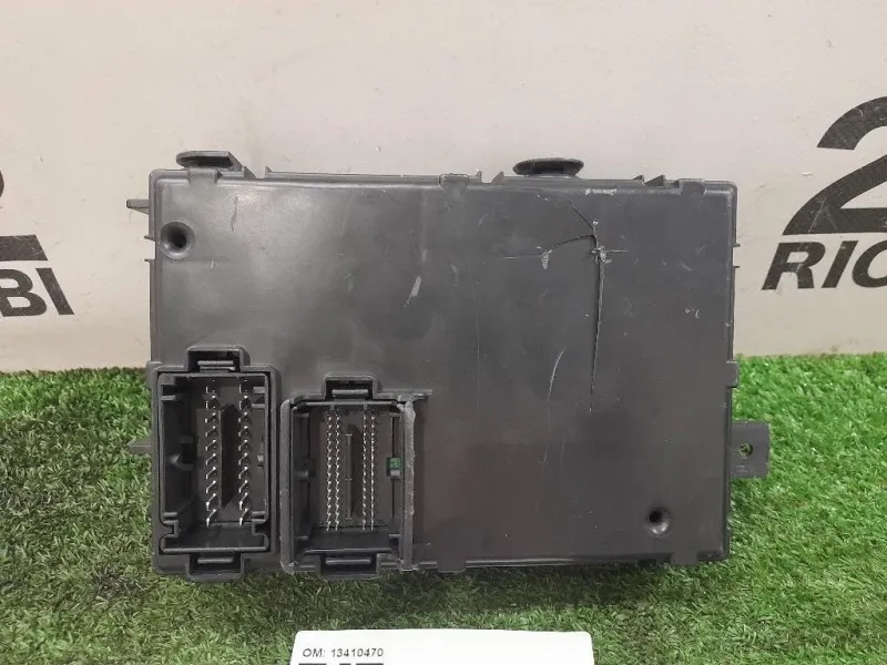 Centralina Scatola Fusibili 13410470 Opel Meriva B 2010