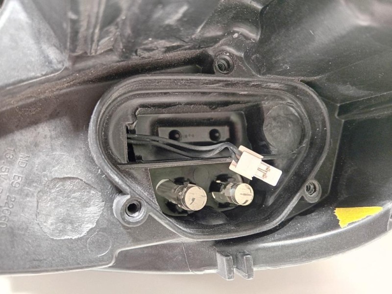 Centralina Scatola Fusibili 13220831 Opel Zafira B 2005