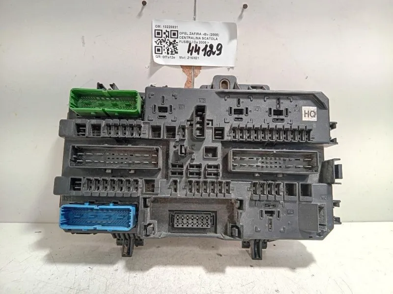 Centralina Scatola Fusibili 13220831 Opel Zafira B 2005