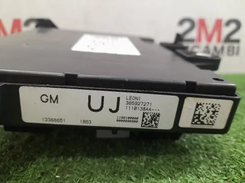 Centralina Scatola Fusibili 13368651 Opel Zafira C 2012