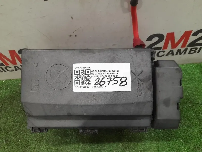 Centralina Scatola Fusibili 13368645 Opel Zafira C 2012