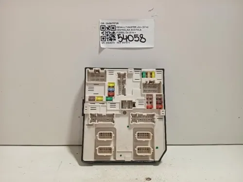 Centralina Scatola Fusibili 284B67570R Renault Master IV 2014