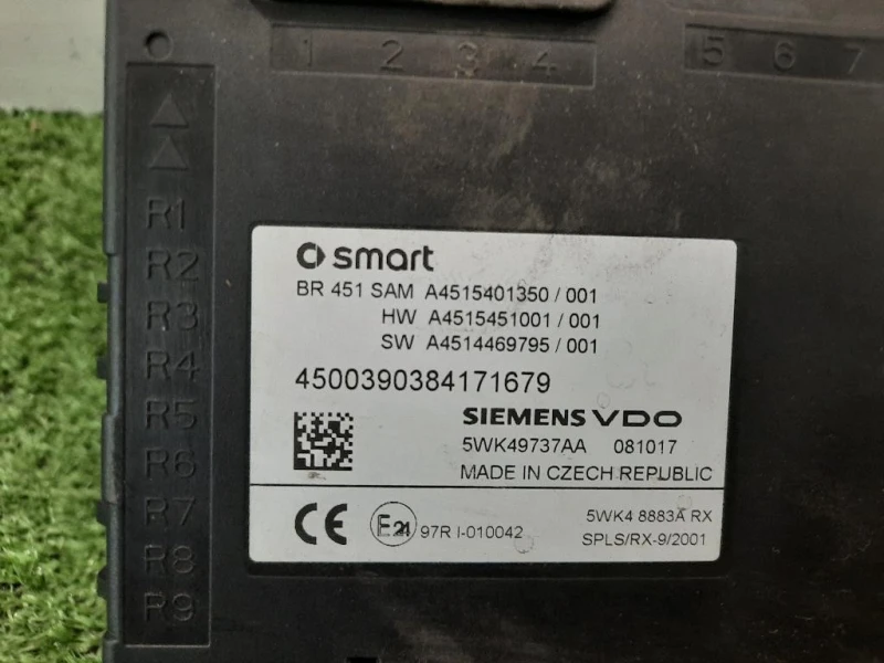 Centralina Scatola Fusibili A4515401350 A4515451001 5WK49737AA Smart Fortwo Cabrio 451 2007