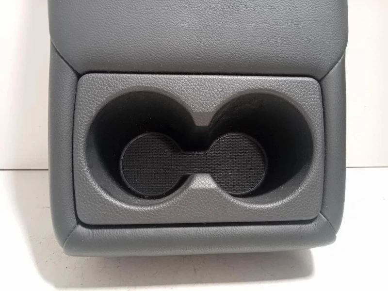 Bracciolo Console Centrale BRACCIOLO CONSOLE CENTRALE Hyundai I40 CW 2012