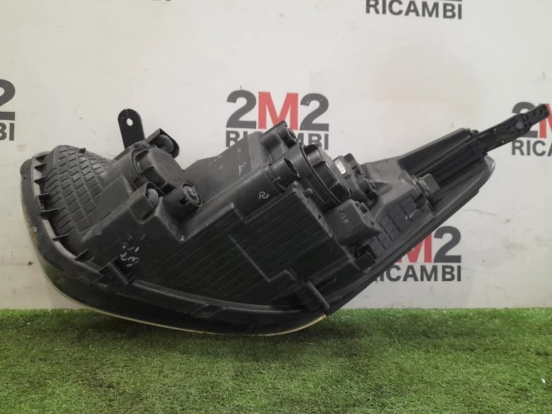 Proiettore ANT DX 921021J5 Hyundai I20 I 2012