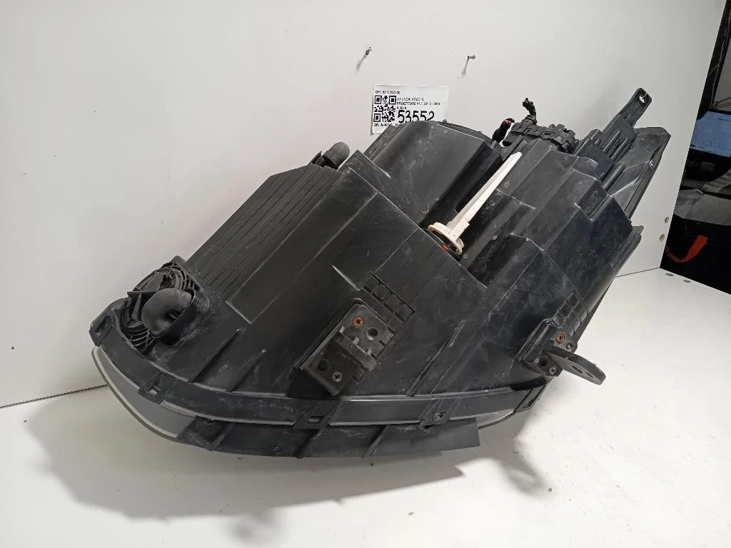 Proiettore ANT DX 921023Z300 Hyundai I40 2012