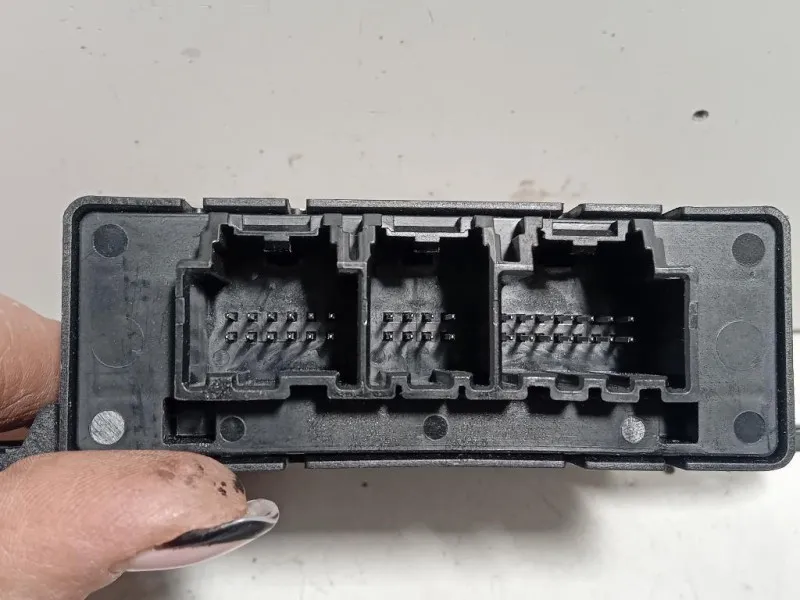 Centralina Sensori Parcheggio Paraurti POST 13354532 Opel Mokka 2013