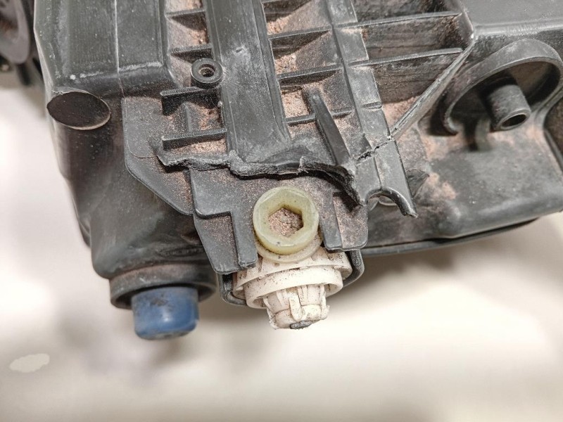 Proiettore ANT DX GX73-13W029-DJ Jaguar XE 2015