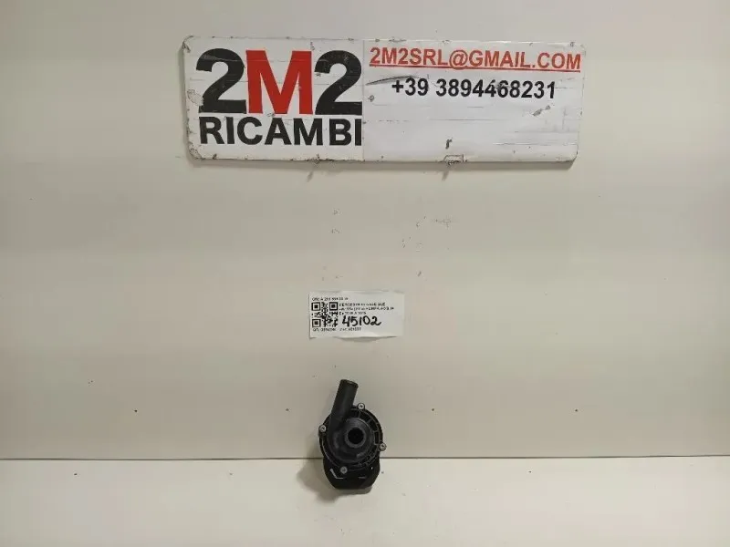 Pompa Acqua A 211 835 00 28 Mercedes Classe GLE W166 2015