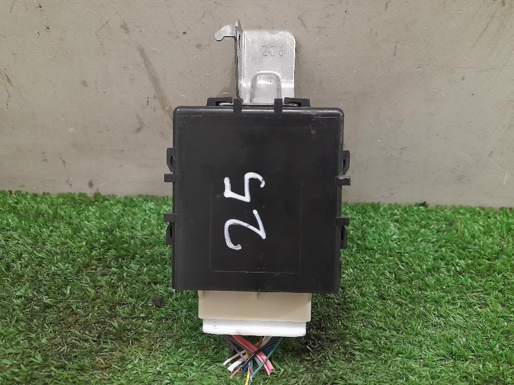 Centralina Tergilunotto 859400D030 Toyota Yaris IV 2014