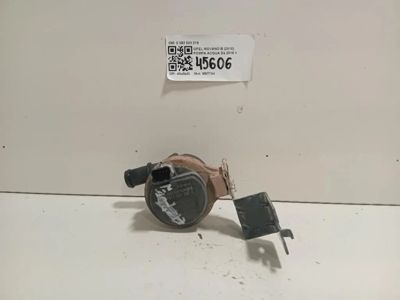 Pompa Acqua 0 392 023 219 Opel Movano B 2010