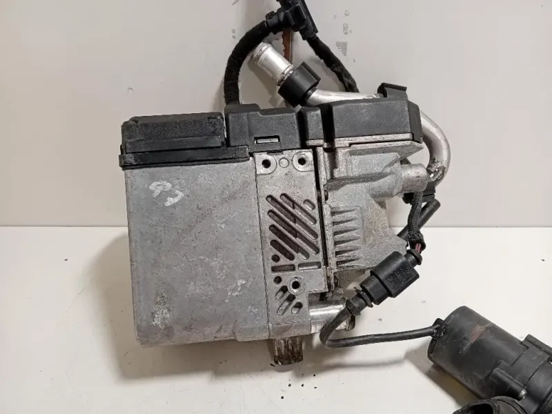 Pompa Acqua Riscaldatore Autonomo 4L0 815 071 C Audi Q7 4LB 2006