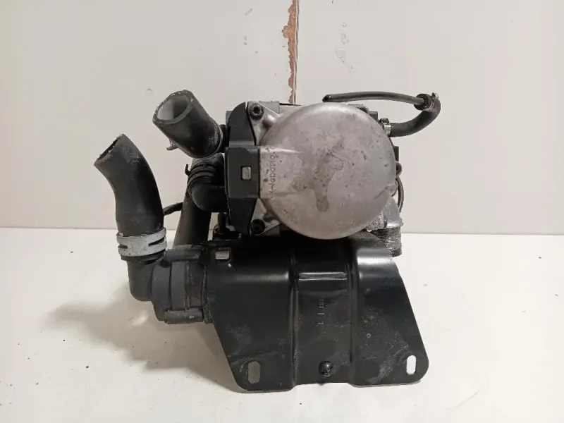 Pompa Acqua Riscaldatore Autonomo AH22 70G308AE Land Rover Range Rover Sport II 2009