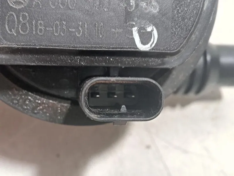 Pompa Acqua Supplementare A0005004386 Mercedes Classe C W205 2014