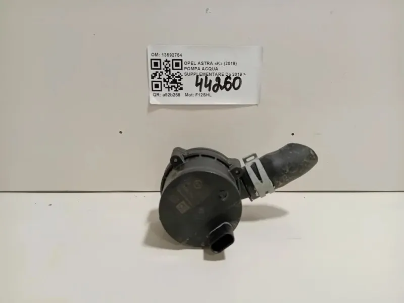Pompa Acqua Supplementare 13592754 Opel Astra K 2019