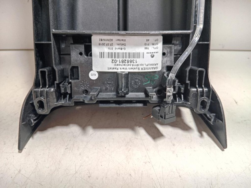 Bracciolo Console Centrale 1385281 Mercedes Classe A W177 2018