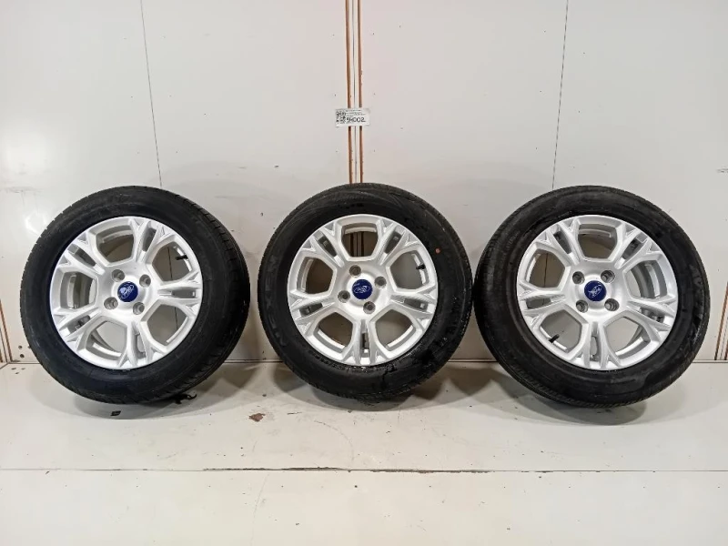 Cerchio Ruota ANT DX 3 PZ19560 R15 6JX15H2 ET375 DX+SX Ford Ecosport 2017