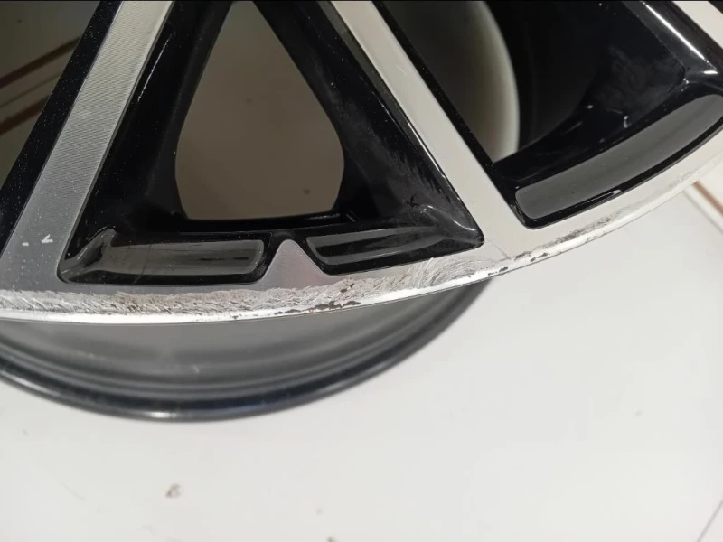 Cerchio Ruota ANT DX 670266366 MASERATI GRANTURISMO 2025 Maserati Ghibli 2014