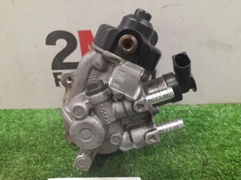 Pompa Iniezione 04L130755D Volkswagen GOLF VII 2013