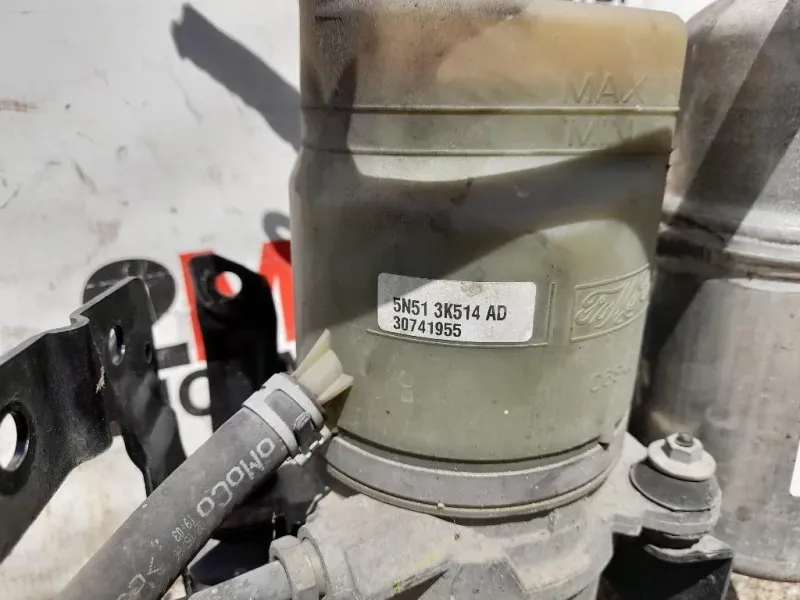 Pompa Servosterzo 30741955 Volvo V50 2004