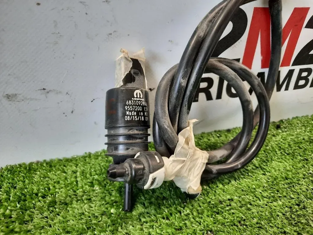 Pompa Tergicristalli K68310928AA Jeep Compass III 2017