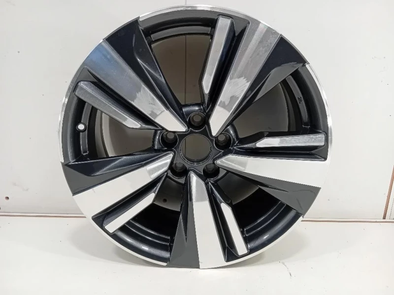 Cerchio Ruota ANT SX CERCHIO RUOTA ANT SX Nissan Qashqai II 2014