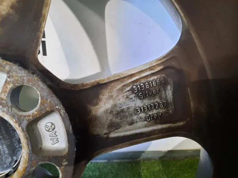 Cerchio Ruota ANT SX 31317287 75JX17H2 LEGA 17 Volvo V40 II 2012