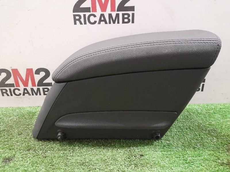 Bracciolo Console Centrale 13346534 Opel Meriva B 2010