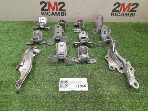 Cerniera Centrale Portello POST Toyota RAV 4 II 2000