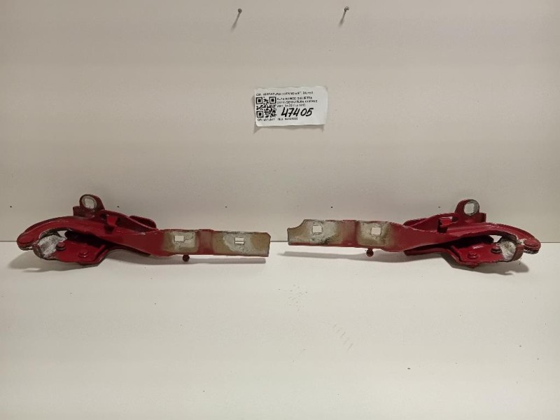 Cerniera Cofano ANT CERNIERA COFANO ANT DX+SX Alfa Romeo Giulietta 2010