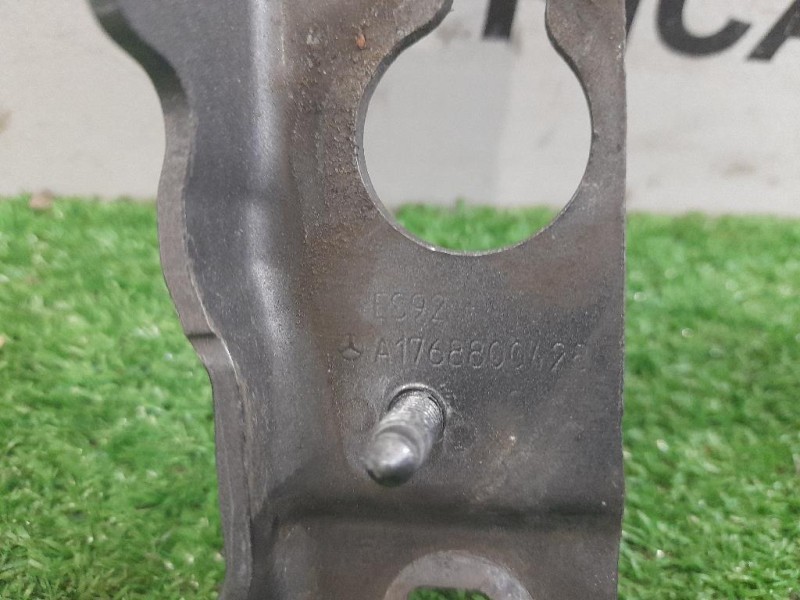 Cerniera Cofano ANT DX A1768800428 Mercedes Classe A W176 2015