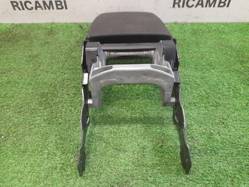 Bracciolo Console Centrale 5G0864207F Volkswagen GOLF VII 2017