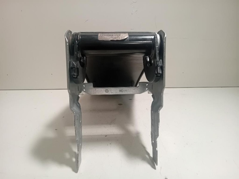 Bracciolo Console Centrale 3AA86420770C Volkswagen Passat VI 2011