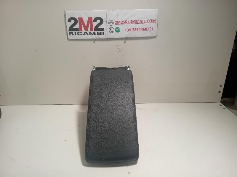 Bracciolo Console Centrale 3AA86420770C Volkswagen Passat VI 2011