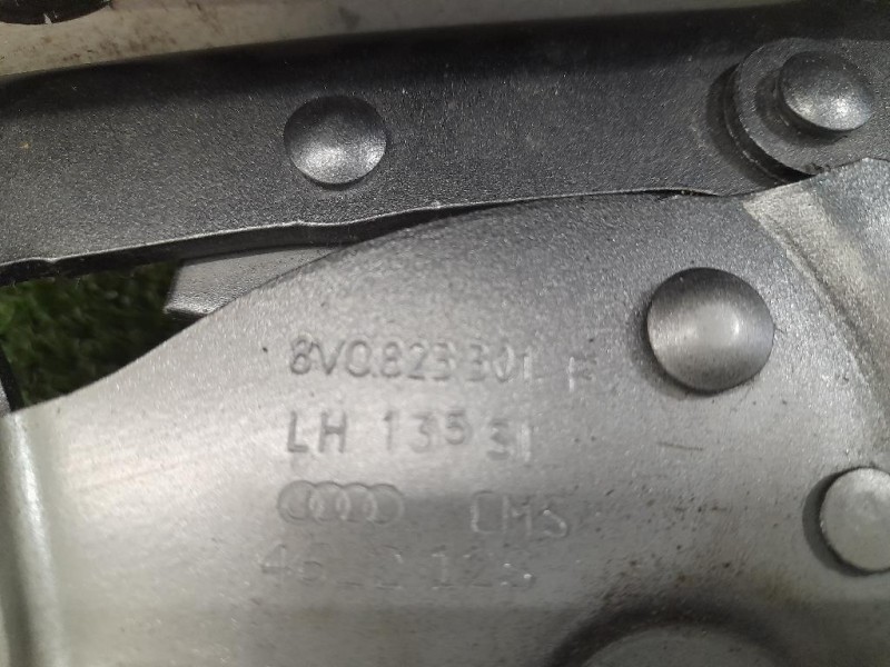 Cerniera Cofano ANT SX 8V0823301F 8V0823823F Audi A3 8VA Sportback 2012