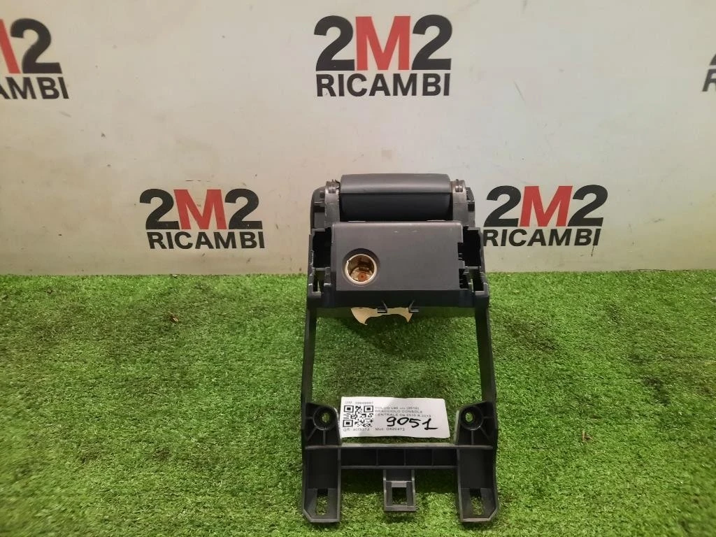 Bracciolo Console Centrale 39868887 Volvo V60 I 2010