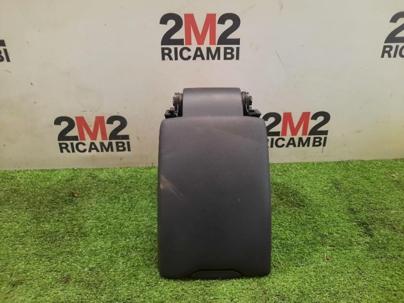 Bracciolo Console Centrale 39868887 Volvo V60 I 2010