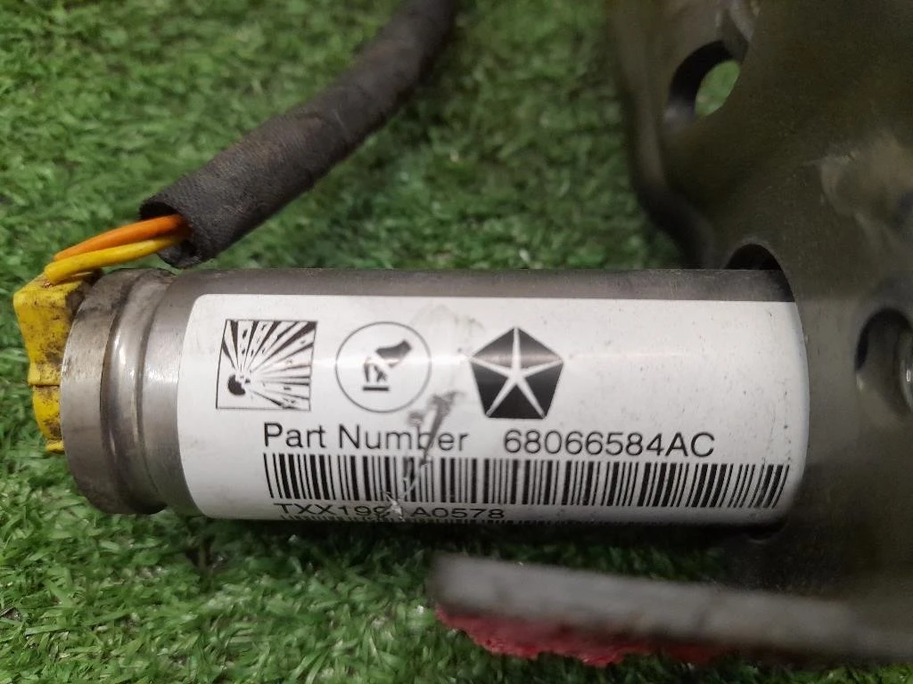 Cerniera Cofano ANT SX 68066584AC Fiat Freemont 2011